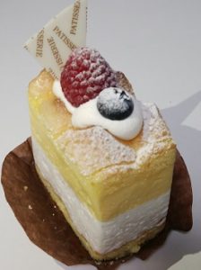 越谷駅のケーキ カペル ケーキ屋さんなら週スイ 週に一度はスイーツを